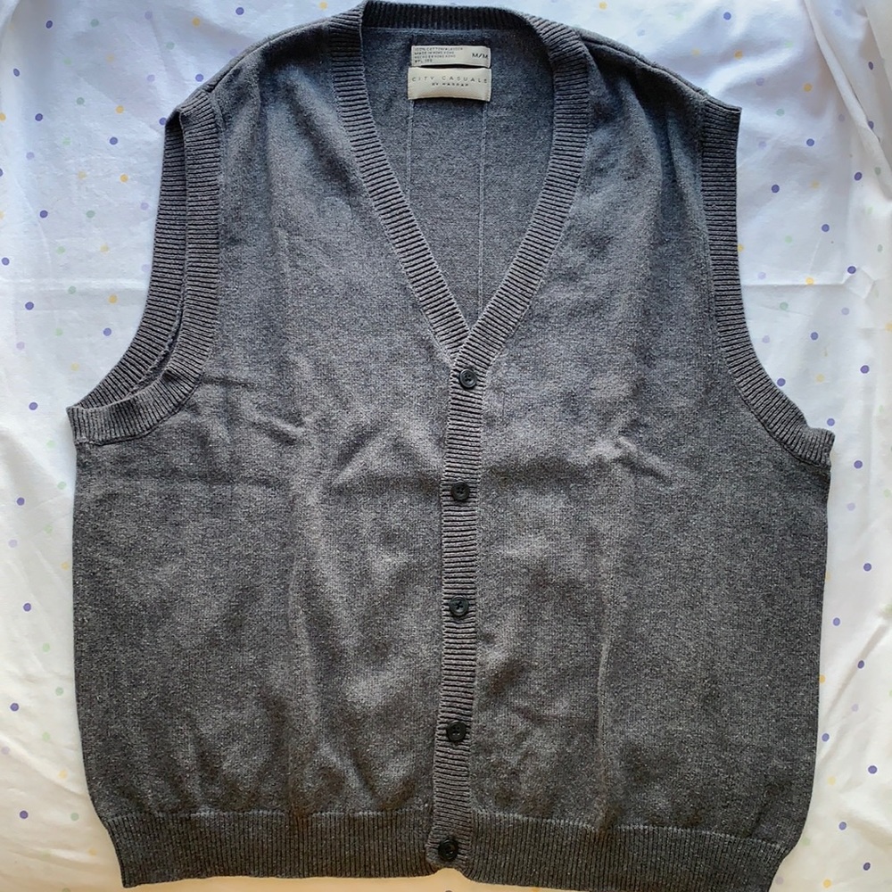 Vintage Sweater Vest - Picture 4 of 9